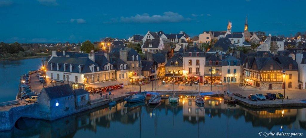 Studio Vue Sur Le Port Saint Goustan Classe 3 Etoiles! โอเร ภายนอก รูปภาพ